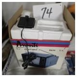 Needs pictures - Avanti 4.5 inch black and white