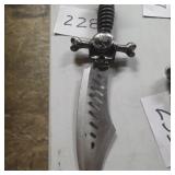 Frost cutler pirate knife sword skull island