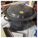 Vintage enamel ware granite canner pot
