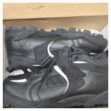Easton attack Zone black size 14