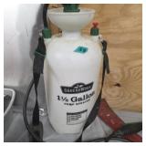 1 1/2 gallon sprayer ground work