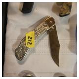 Vintage folding knives with guns victory