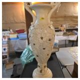 Vintage flower vase / urn