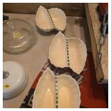 Lot of 3 decorative plates/ bowls