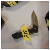 Folding knife white tail