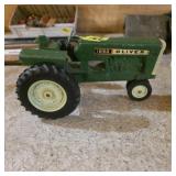 Vintage 1850 oliver tractor ertl