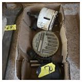 Miscellaneous box lot hole saw, screwdriver bits