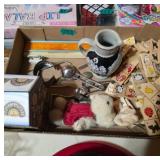 Miscellaneous Items in Mixed Box Lot
