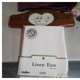 Vintage Wooden Towel Rack and Linen Set