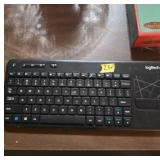 Logitech K400r Wireless Keyboard