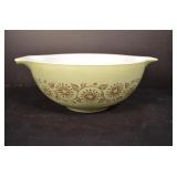 Pyrex Medallion Professional Green Gold 2.5 Qt