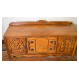 Vintage Maple Buffet with 2 drawers/2 doors