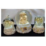 Dreamsicles Musical Snow Globes