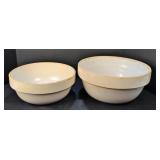 Two mixing bowls (stoneware)