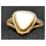 Sterling Silver Mother of Pearl Ring