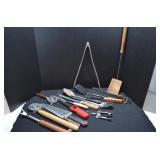 Large Assortment of Kitchen Utensils