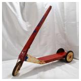 Vintage Metal Scooter with no steering wheel