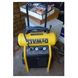 DeWalt 4.5 gallon compressor