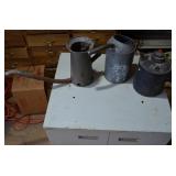 3 Oiling Cans