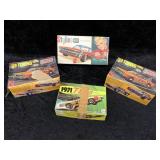 4pcs of vintage car models