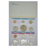 1976 MINT SET P D MINTS
