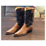 Pair of Hyer, Olathe Kansas Cowboy Boots - Size 10