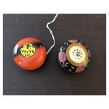 2 Yo-Yos