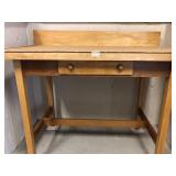 Maple Desk - 1 Drawer - Vintage - Primative