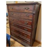 Chest of drawers dresser