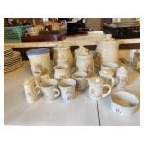 Tienshen Bear Stoneware