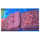 8 Outdoor cushions