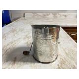 Bromwells Vintage Flour Sifter