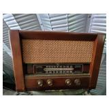 Antique Radio (works)