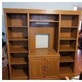 Entertainment Center 70x71x16