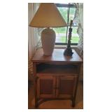 Side Table w/ 2 lamps