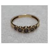 14k Sz 8 Diamond Ring