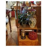 Stair Shelf w /items