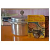 Vintage Mirro-Matic Pressure Cooker Pan w/ Booklet