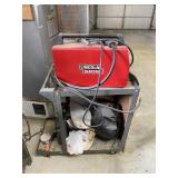 Lincoln Electric Welder - works