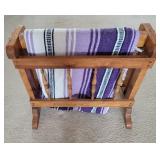 Quilt Rack w/ Blanket 24x22x8