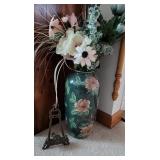 Green Vase & Frame Holder