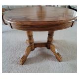 Oval Side Table 22x26x22