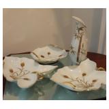 4 Pcs Porcelain Pieces