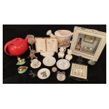 Flower Pots, Trinket Plates, S&P, & Wall Décor