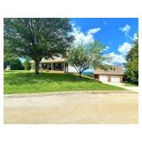 3 Bed 2.5 Bath Home 2.4 acres w/ Amazing views