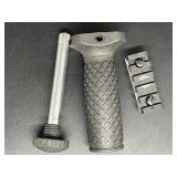 PISTOL GRIP