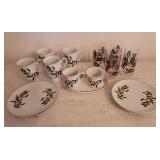 Holly Christmas Dish Set 15pcs