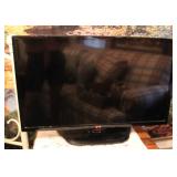 32" LG Flatscreen TV - works