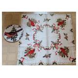 Cardinals Table Cloth & Trivet