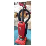 Dirt Devil Vacum - Works
